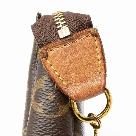 Louis Vuitton Monogram Canvas Mini Pochette Accessoires - Picture 8 of 11